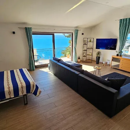 Σπίτι διακοπών 3-bedroom Sunset House With Jacuzzi & Spectacular Sea View Omiš
